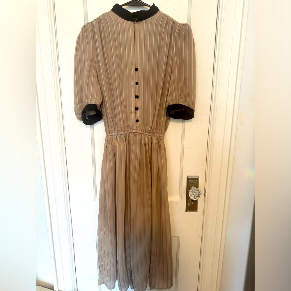Vintage 80s striped dress with puffed sleeves